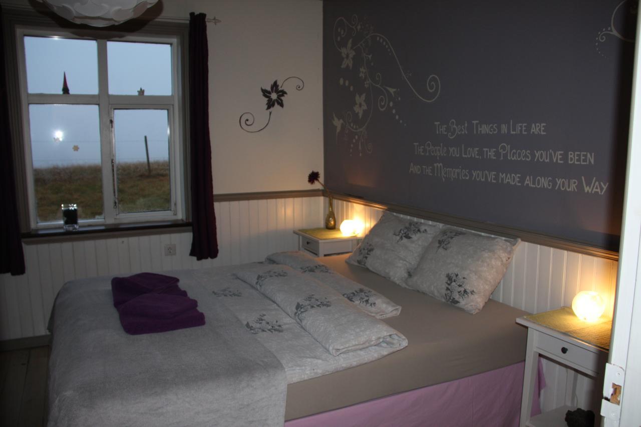 Julia'S Guesthouse B&B Hnaus Buitenkant foto